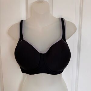 Wacoal Black and Gray Bra